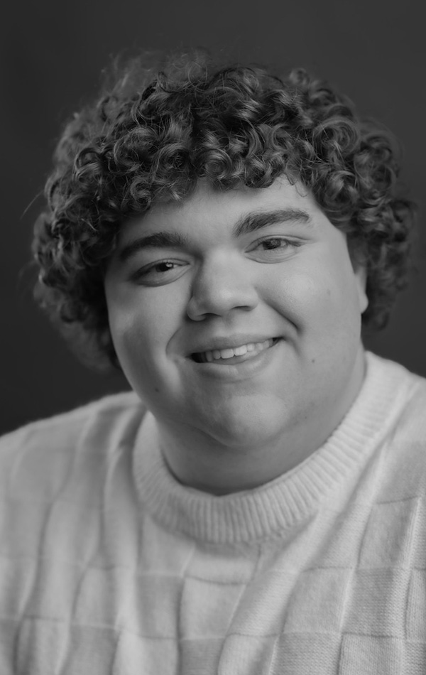 Zachary Simmons